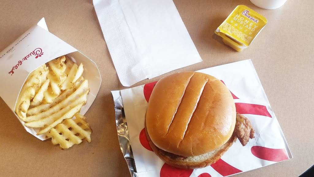 Chick-fil-A | restaurant | 2555 Dallas Hwy SW, Marietta, GA 30064, USA | 7704253454 OR +1 770-425-3454