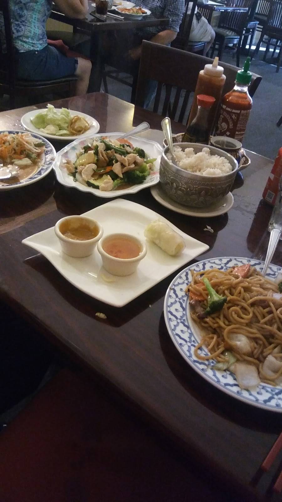 Thai Basil | restaurant | 121 Broadway St, Chico, CA 95928, USA | 5303436843 OR +1 530-343-6843