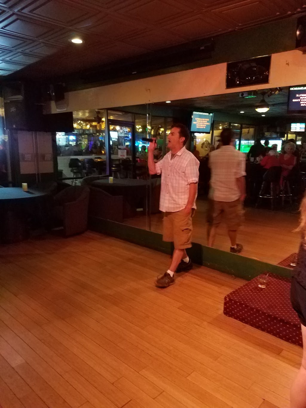 Almond Tree Grill & Lounge | night club | 214 Harding Blvd, Roseville, CA 95678, USA | 9167825052 OR +1 916-782-5052