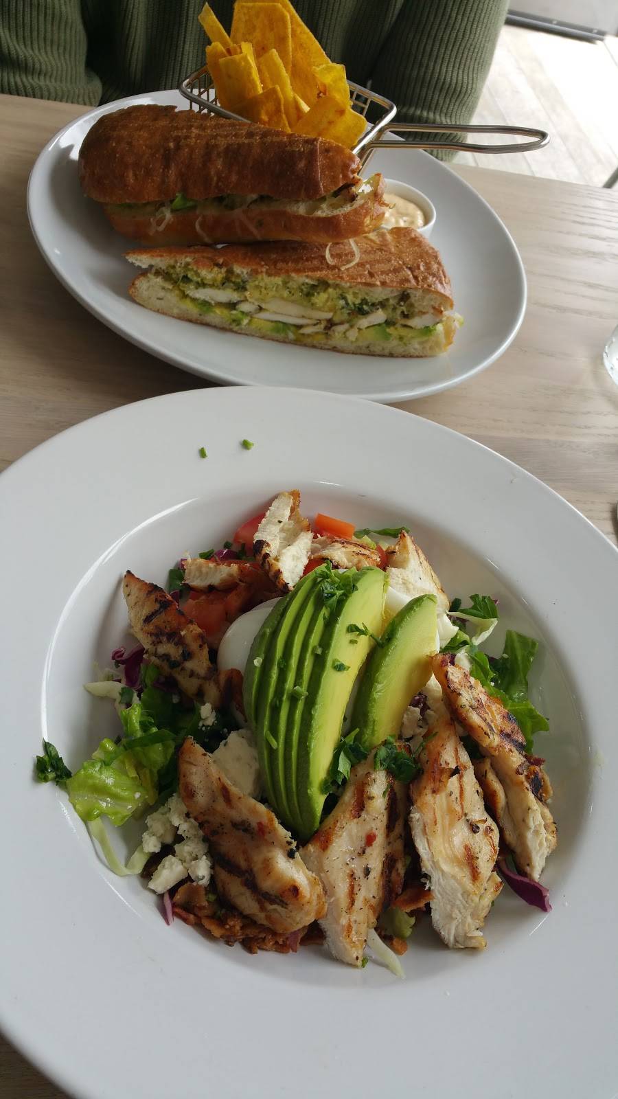 Terravita | restaurant | 4193 Broadway, New York, NY 10033, USA | 6463704371 OR +1 646-370-4371