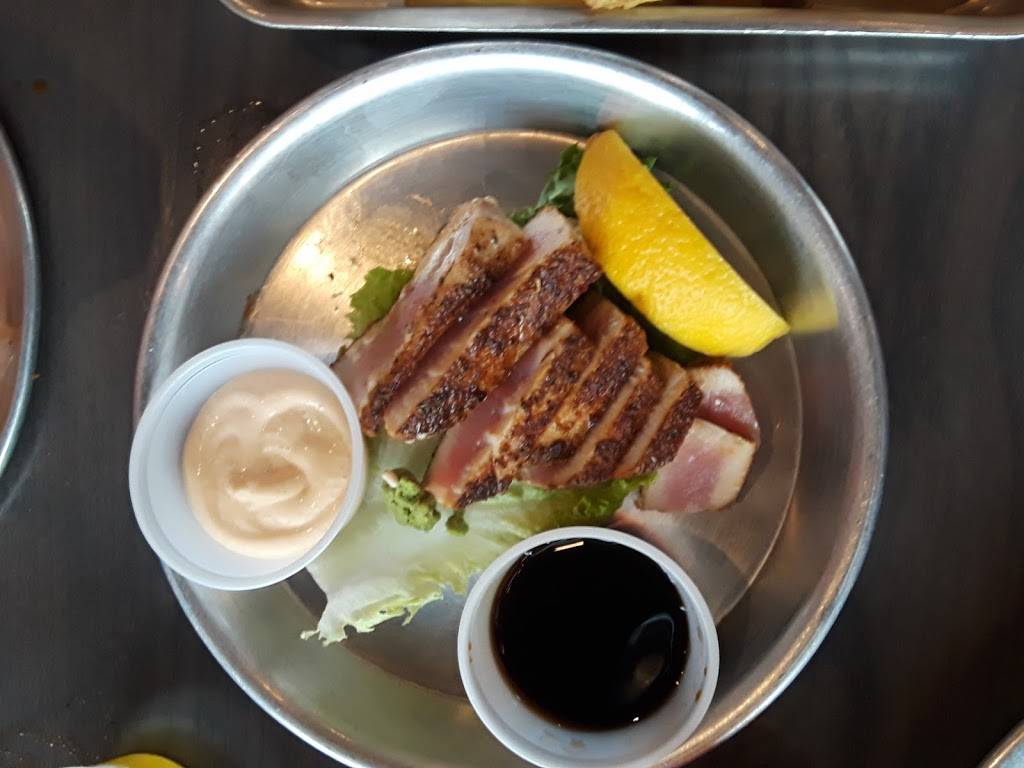 Shuckin Shack Oyster Bar | restaurant | 1010 Tryon Village Dr, Cary, NC 27518, USA | 9842328463 OR +1 984-232-8463