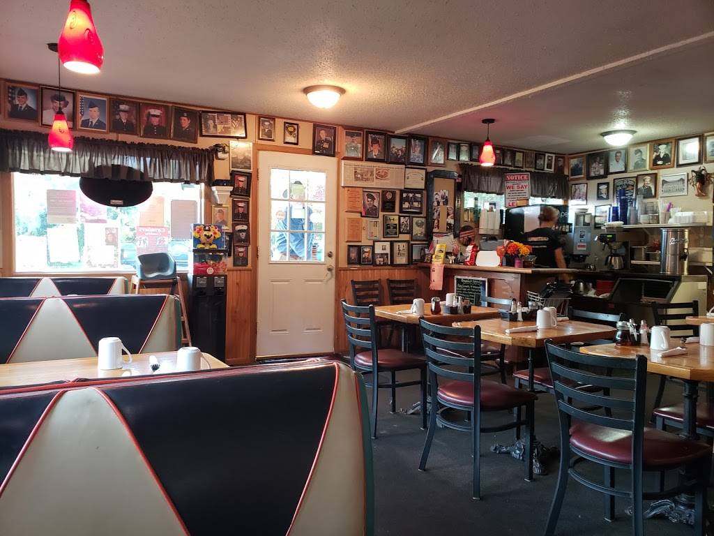 Matt and Mandys Family Diner (formerly Americas Family Diner) | restaurant | 1447 N Goerig St, Woodland, WA 98674, USA | 3602253962 OR +1 360-225-3962