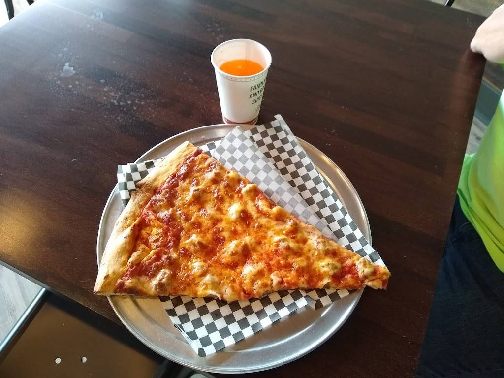 Bacci of Elmhurst | restaurant | 162 N York St, Elmhurst, IL 60126, USA | 6307829900 OR +1 630-782-9900