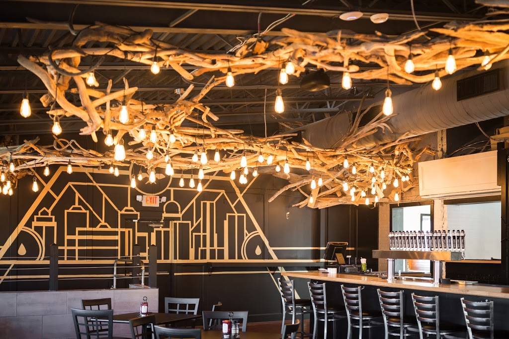 Great Flood Middletown | restaurant | 12717 Shelbyville Rd, Louisville, KY 40243, USA | 50220808822 OR +1 502-208-0882 ext. 2