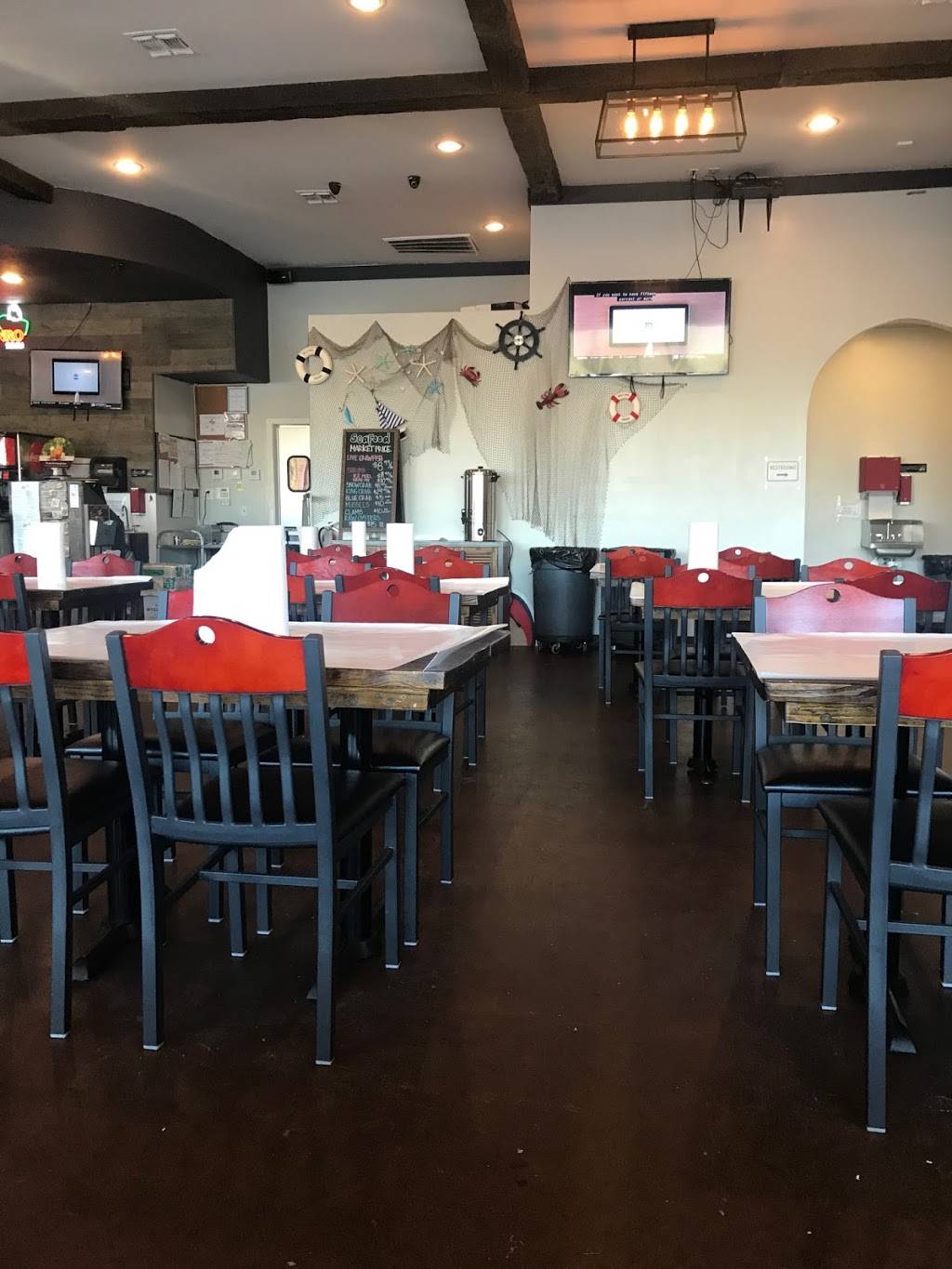 Nicks Crawfish Bar | restaurant | 4025 Hwy 6 N #107, Houston, TX 77084, USA | 2817417676 OR +1 281-741-7676