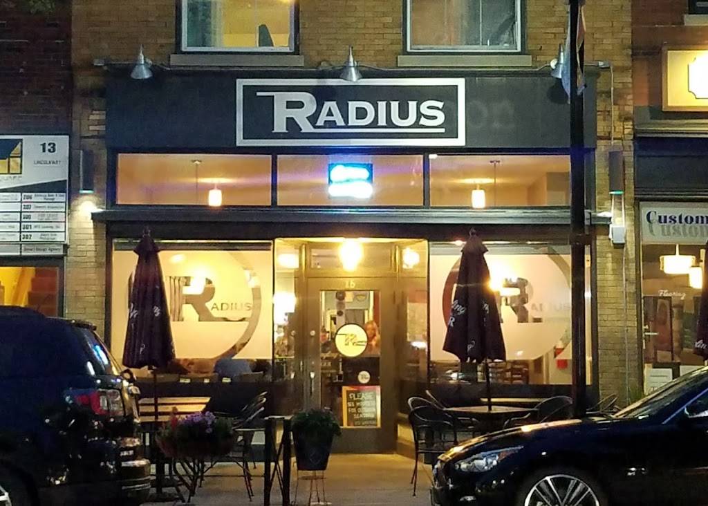 Radius | restaurant | 15 E Lincolnway, Valparaiso, IN 46383, USA | 2192992551 OR +1 219-299-2551