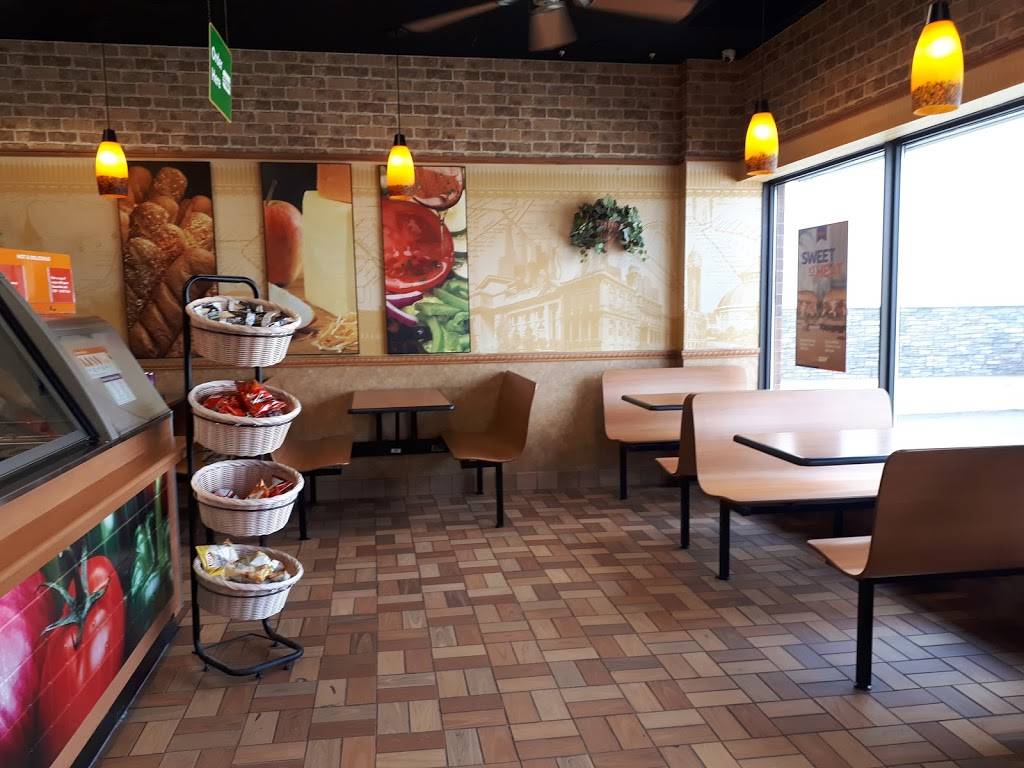 Subway | restaurant | 572 Niagara St N, Welland, ON L3C 6T8, Canada | 9057140677 OR +1 905-714-0677