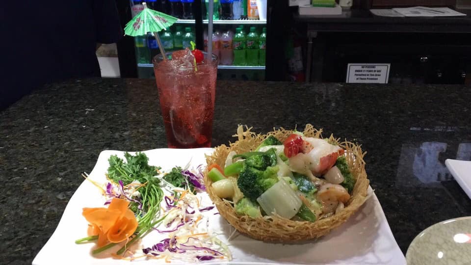 Jade Garden - Chinese, Sushi, & Bar | restaurant | 1935 W Owen K Garriott Rd, Enid, OK 73703, USA | 5802975555 OR +1 580-297-5555