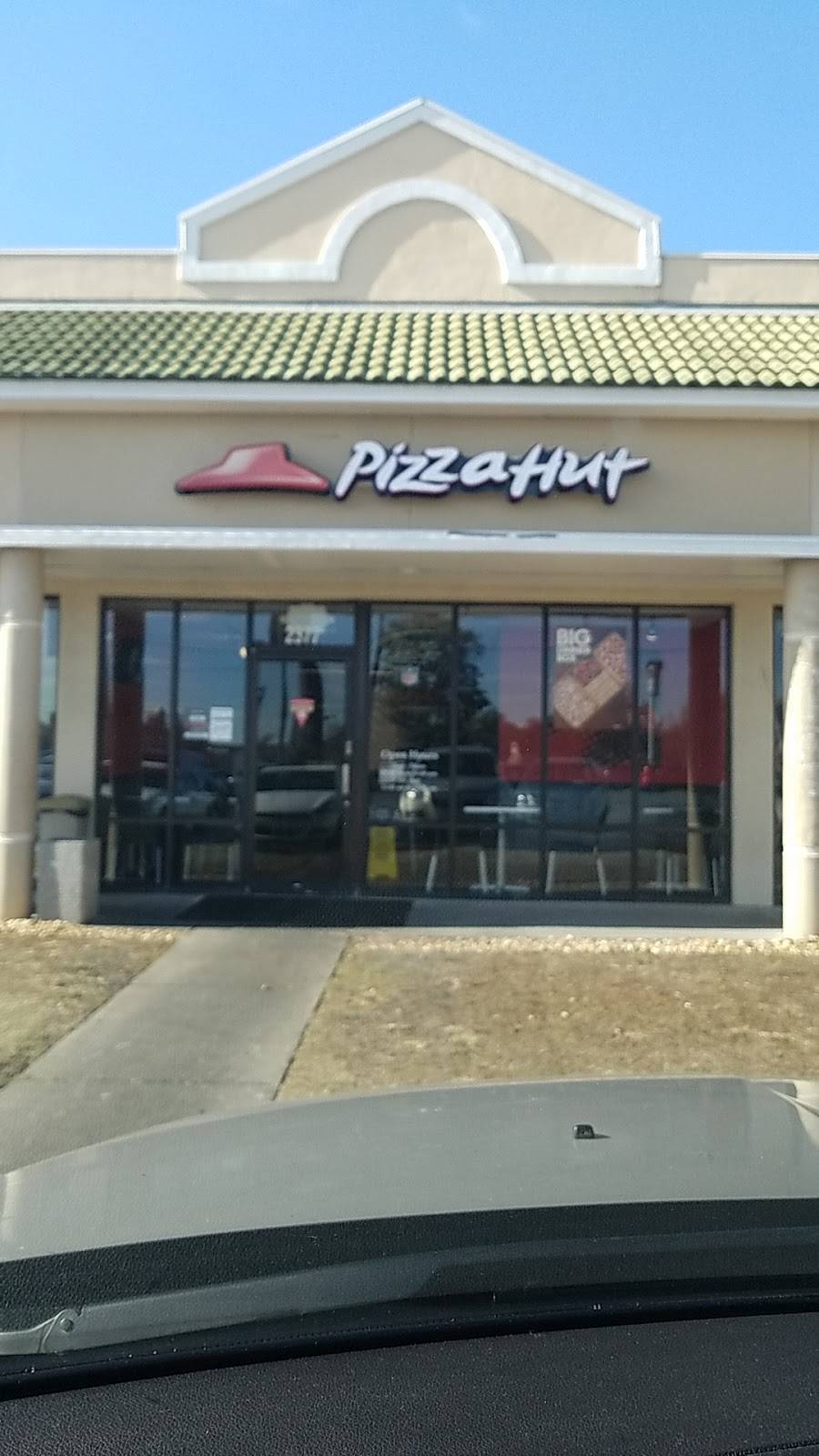 Pizza Hut | restaurant | 2377 SW College Rd, Ocala, FL 34471, USA | 3525471168 OR +1 352-547-1168