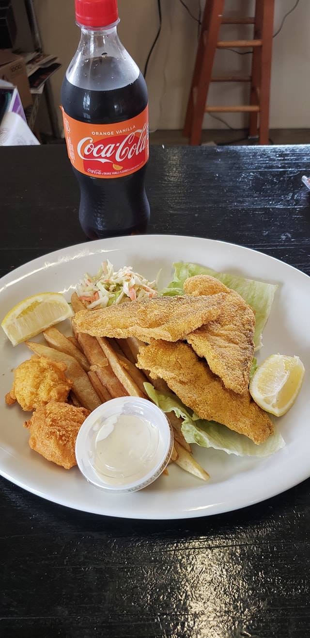 The Nest | restaurant | 108 N Ave C, Bruni, TX 78344, USA | 3617473901 OR +1 361-747-3901