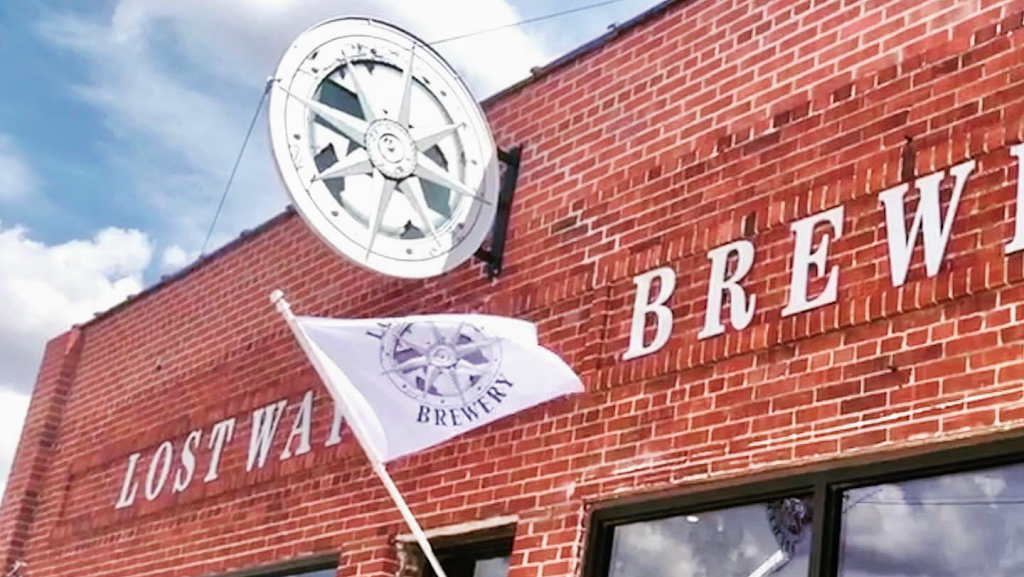 Lost Way Brewery | restaurant | 614 3rd Ave, Holdrege, NE 68949, USA | 3089950503 OR +1 308-995-0503