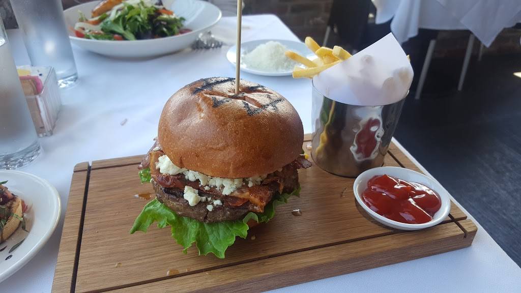 Dolce Restaurant & Wine Bar | restaurant | 39B Mill Plain Rd, Danbury, CT 06811, USA | 2037449115 OR +1 203-744-9115