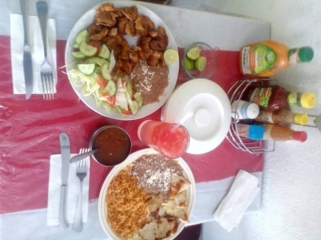 ANTOJITOS MEXICANOS LOLITA | restaurant | Av. Transpeninsular, Los Altos, 22536 Tijuana, B.C., Mexico | 016644857694 OR +52 664 485 7694