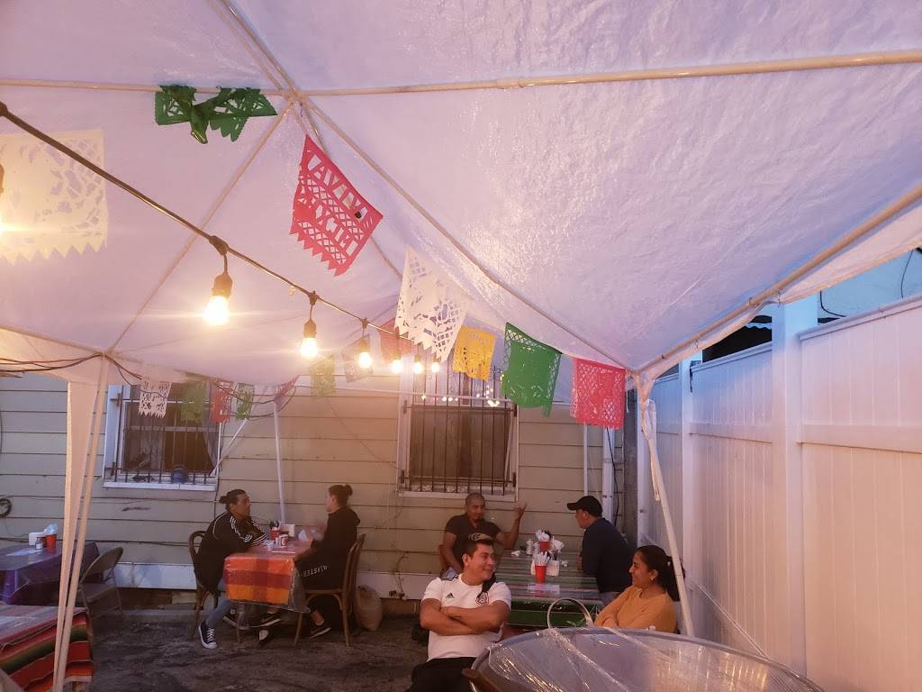 Carnitas los jarochos | restaurant | 41-06 58th St, Queens, NY 11377, USA | 3475365973 OR +1 347-536-5973