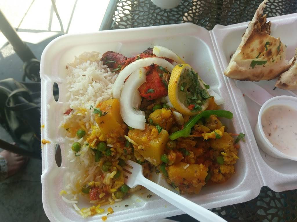 Naan Cafe | restaurant | 700 E Redlands Blvd, Redlands, CA 92373, USA | 9093073900 OR +1 909-307-3900