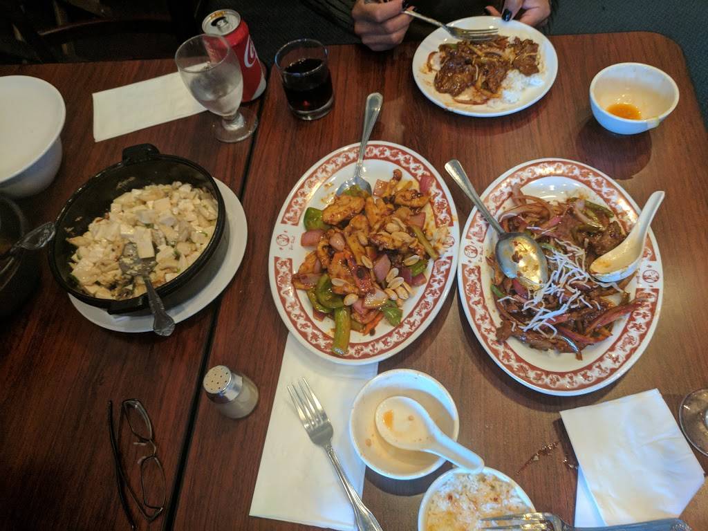 Makli Chinese Cuisine | meal delivery | 290 Sanchez St, San Francisco, CA 94114, USA | 4158639128 OR +1 415-863-9128