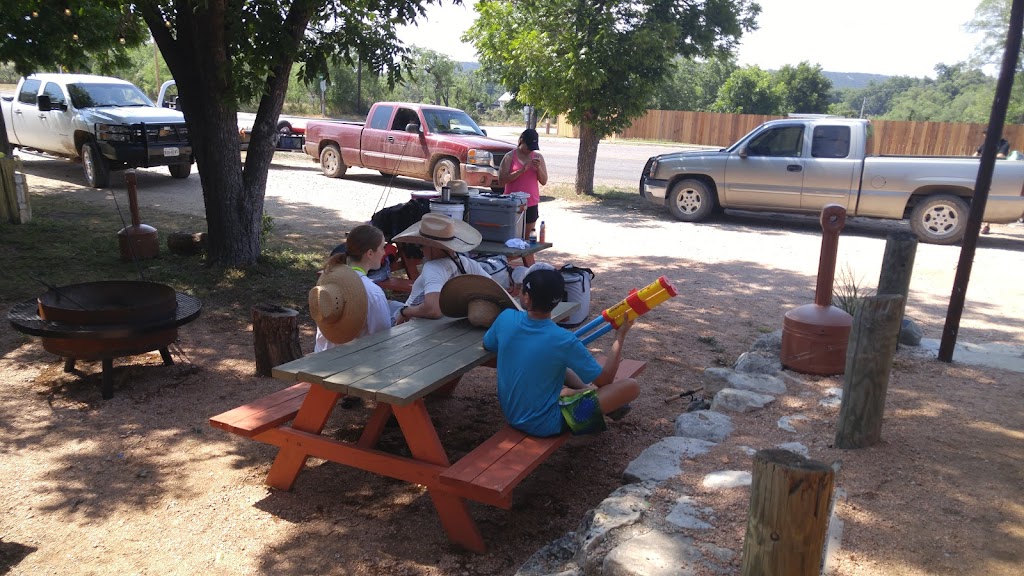 Paddlers Porch Patio Restaurant , and River Outfitter | restaurant | 126 Flatrock Ln, Junction, TX 76849, USA | 3254462829 OR +1 325-446-2829