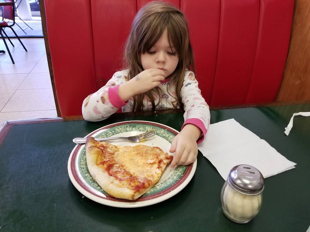 Mama Mias Pizza | restaurant | 720 9th St N, Naples, FL 34102, USA | 2392622823 OR +1 239-262-2823