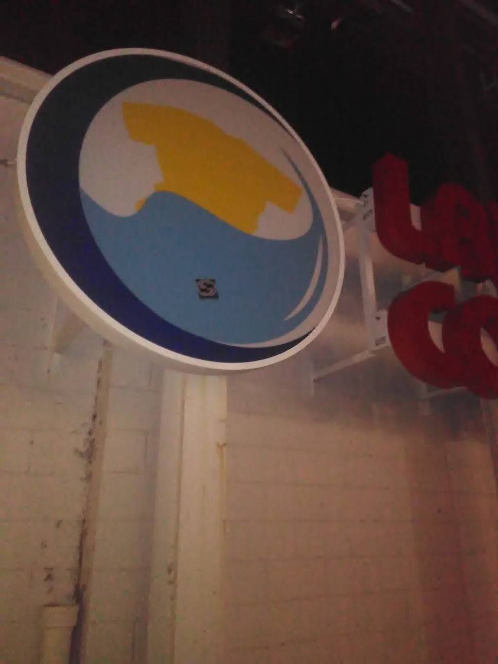 White Castle | restaurant | 2368 E 38th St, Indianapolis, IN 46218, USA | 3175419805 OR +1 317-541-9805