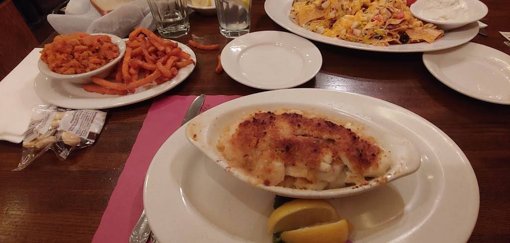 Governor Francis Inn Restaurant | restaurant | 1251 Warwick Ave, Warwick, RI 02888, USA | 4014638227 OR +1 401-463-8227