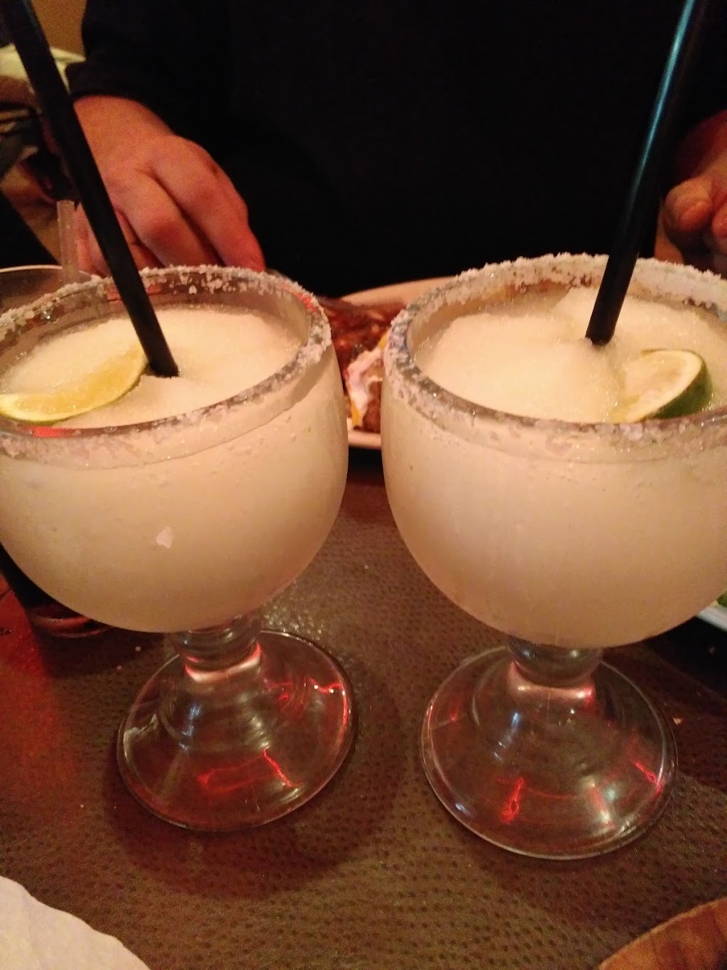 Logans Roadhouse | restaurant | 2820 N MacArthur Dr, Alexandria, LA 71301, USA | 3184433550 OR +1 318-443-3550