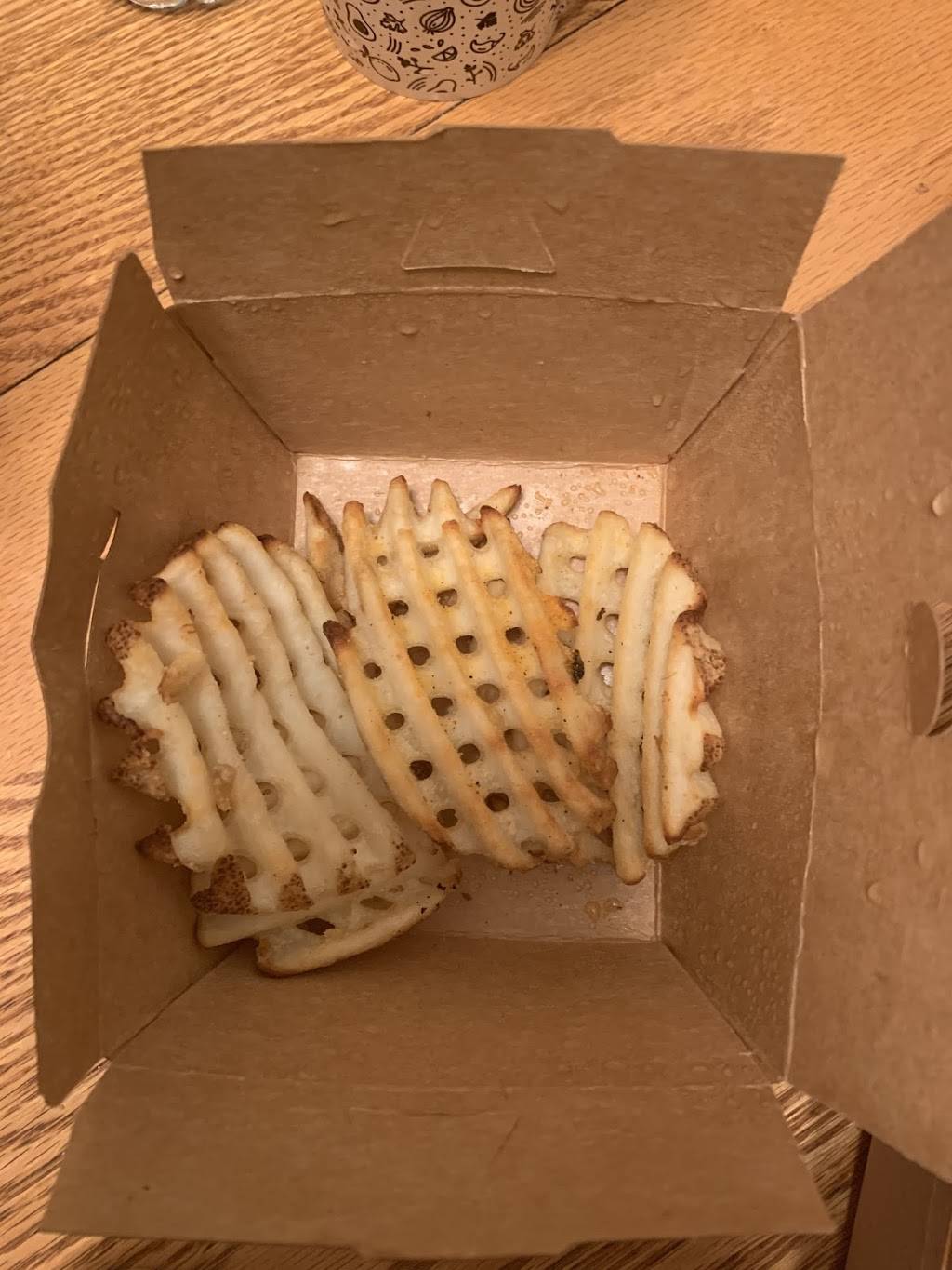 Good Land Wing Co. | restaurant | 15375 W Bluemound Rd, Brookfield, WI 53005, USA | 4149301377 OR +1 414-930-1377