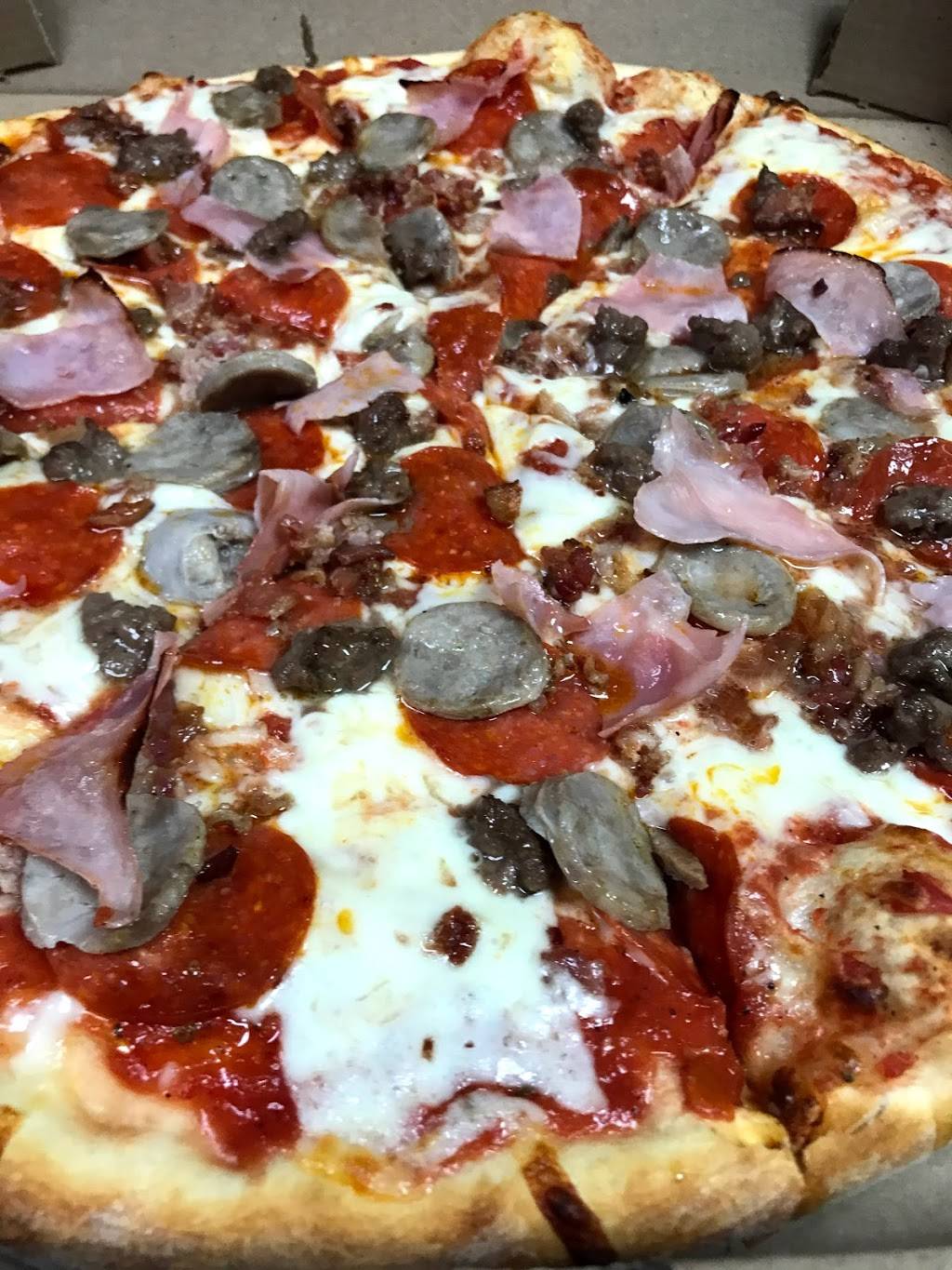 Amici Pizza | restaurant | 125 Gateway Dr # 105, Mechanicsburg, PA 17050, USA | 7175911313 OR +1 717-591-1313