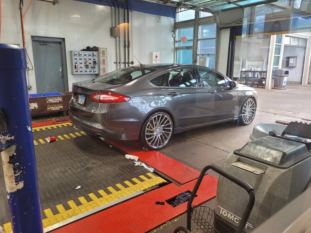 Delta Sonic Car Wash | restaurant | 13700 S Cicero Ave, Crestwood, IL 60445, USA | 7085977885 OR +1 708-597-7885