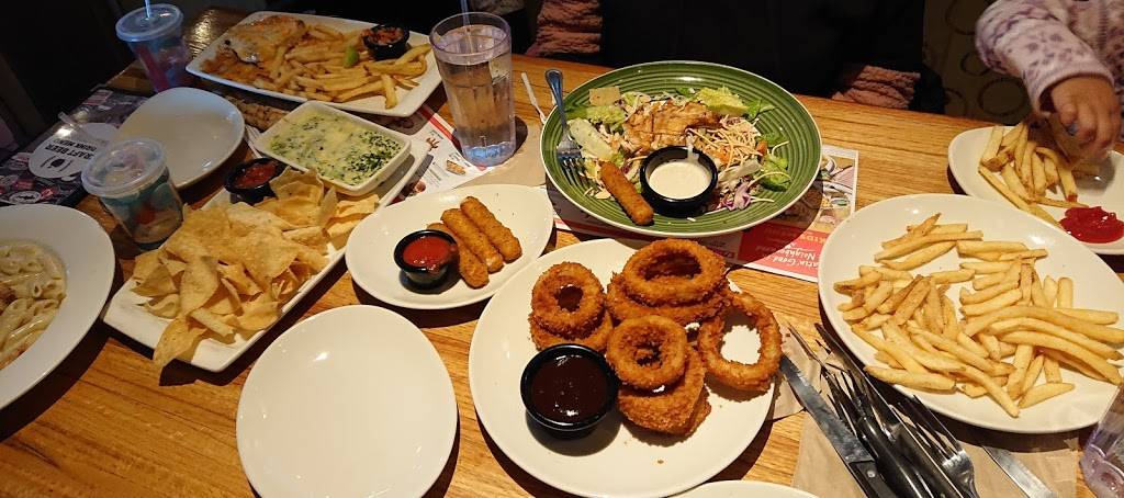 Applebees Grill + Bar | restaurant | 938 S Broadway, Hicksville, NY 11801, USA | 5169323780 OR +1 516-932-3780