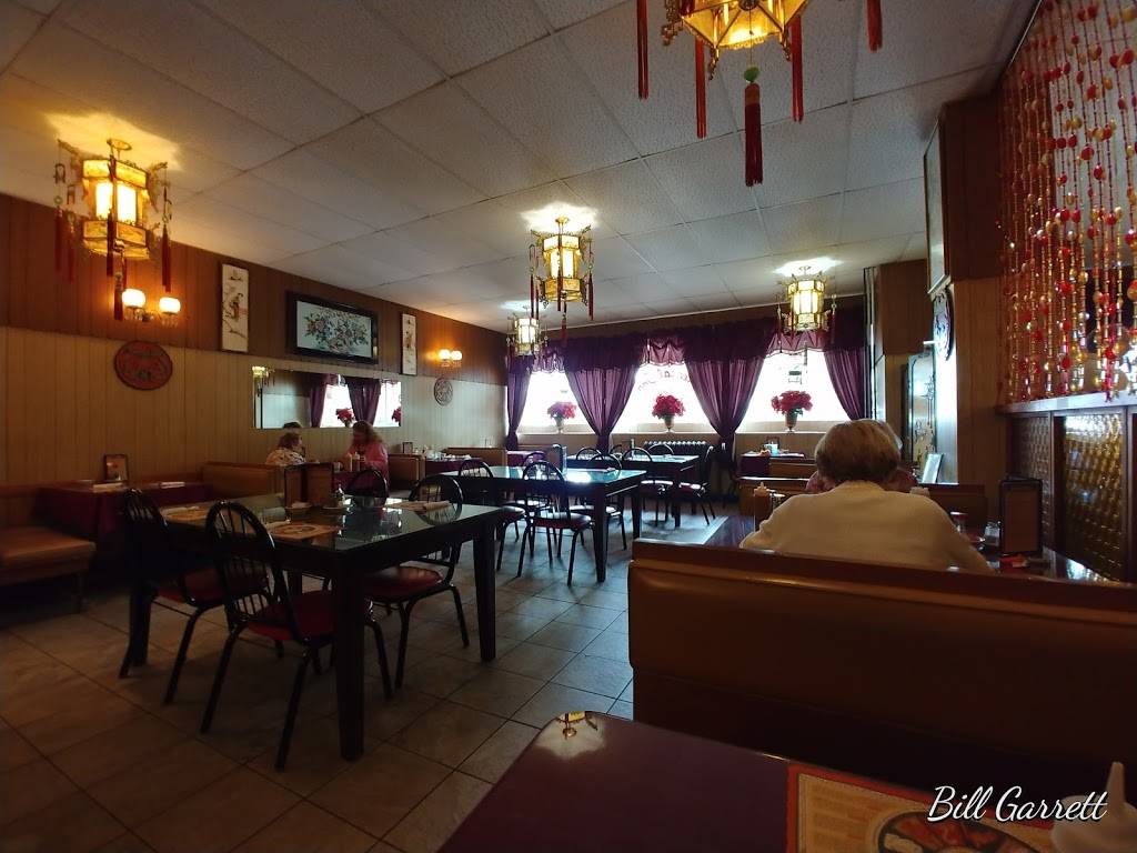 Yees Oriental Inn | restaurant | 3402, 5030 6th Ave, Kenosha, WI 53140, USA | 2626525446 OR +1 262-652-5446