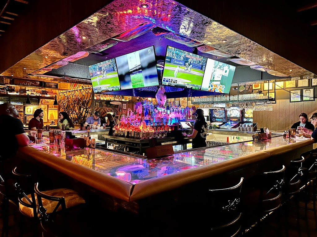 Night Owl Pizza & Drinks | night club | 1645 Hayden Rd, Scottsdale, AZ 85257, USA | 4806871827 OR +1 480-687-1827