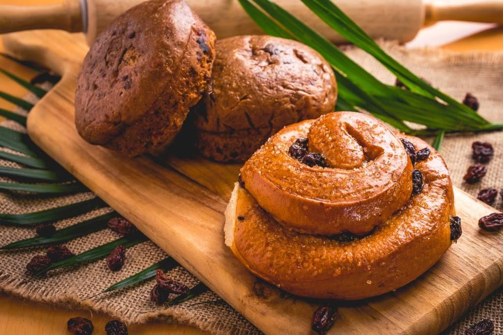 Golden Krust Caribbean Restaurant | restaurant | 958 S Military Trail, West Palm Beach, FL 33415, USA | 5613287347 OR +1 561-328-7347