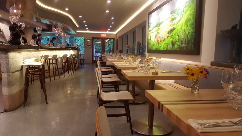 Restaurant Les Fougeres | restaurant | 783 Route 105, Chelsea, QC J9B 1P1, Canada | 8198278942 OR +1 819-827-8942