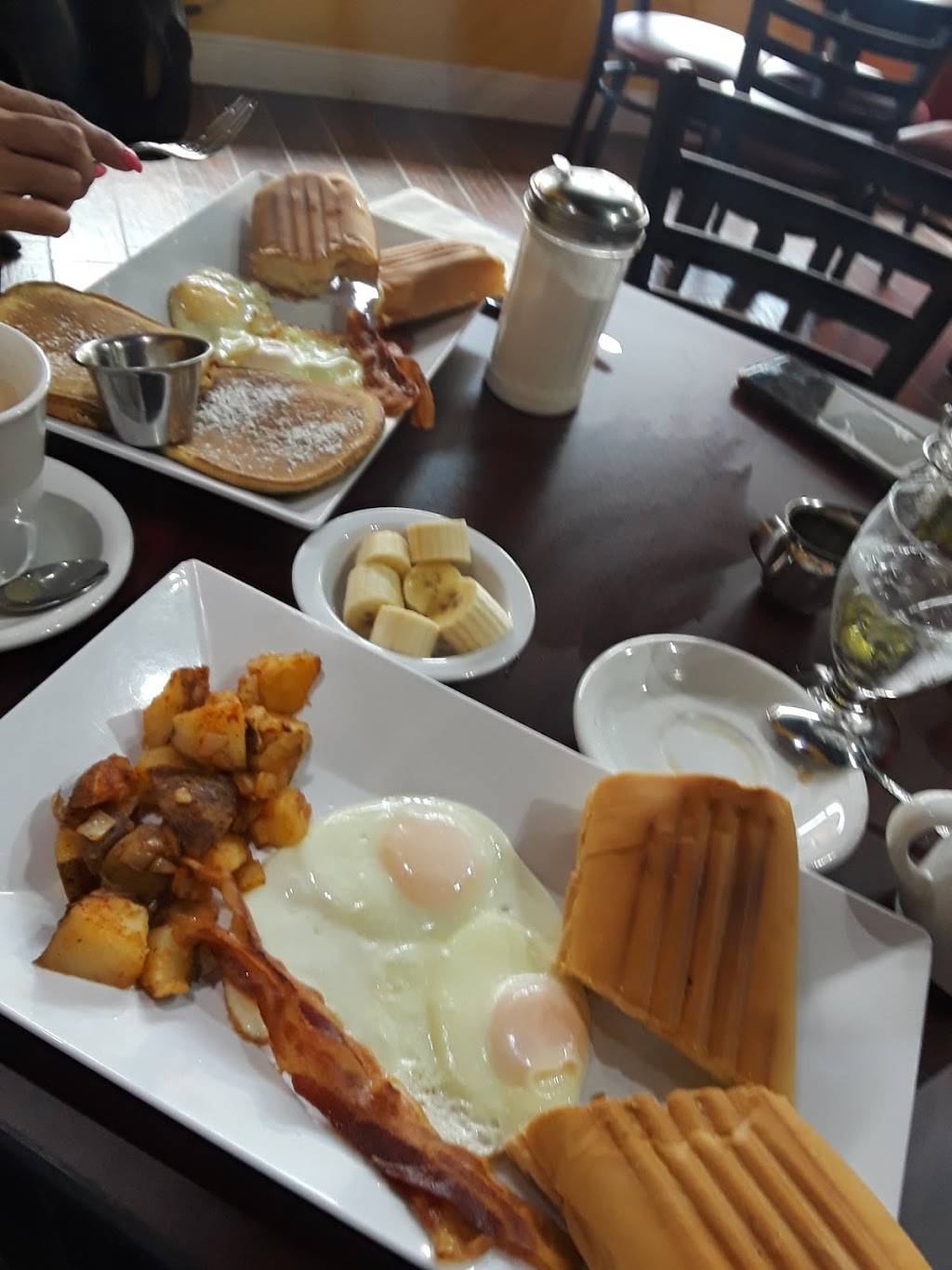 Potaje 305 | restaurant | 6757 W 4th Ave, Hialeah, FL 33012, USA | 3056408341 OR +1 305-640-8341