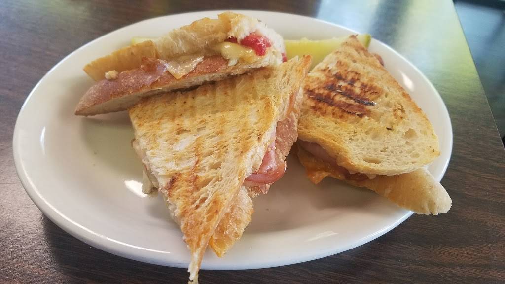 Ulias Delicatessen | restaurant | 130 Stony Point Rd, Santa Rosa, CA 95401, USA | 7075258542 OR +1 707-525-8542