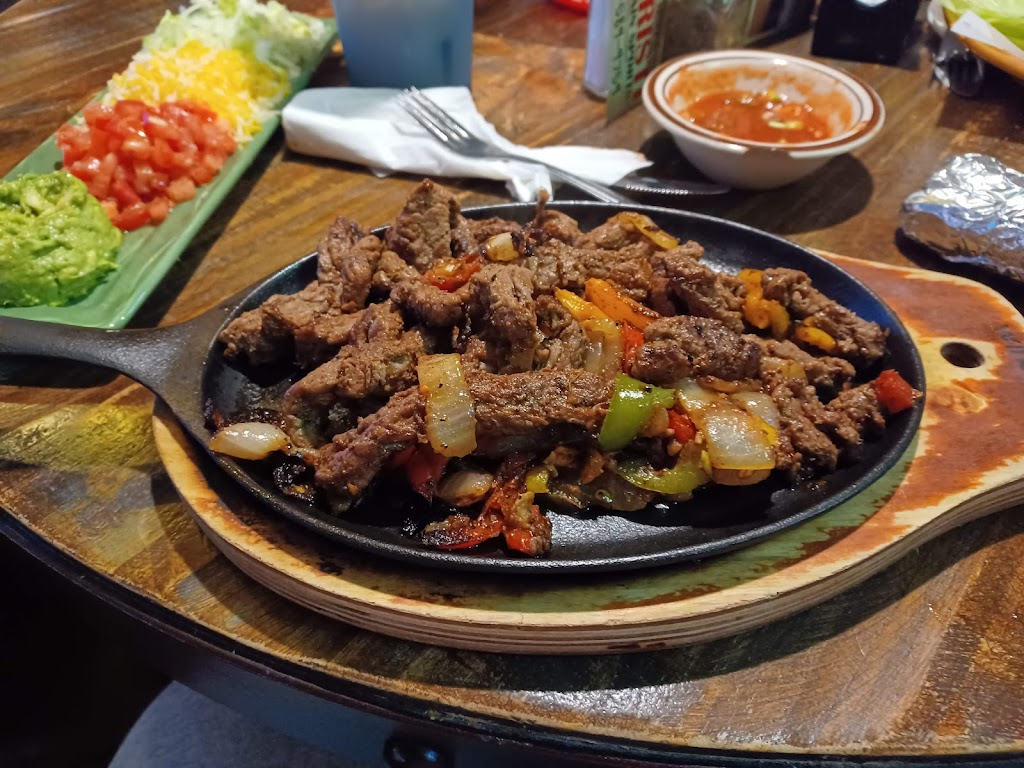 Ninos Del Sol LLC | restaurant | 326 Main St, Alamosa, CO 81101, USA | 7195870101 OR +1 719-587-0101