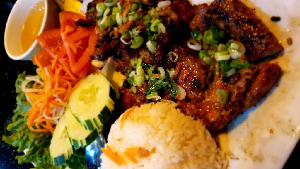 Viet Chopsticks | restaurant | 14532 Potomac Mills Rd, Woodbridge, VA 22192, USA | 5713986674 OR +1 571-398-6674