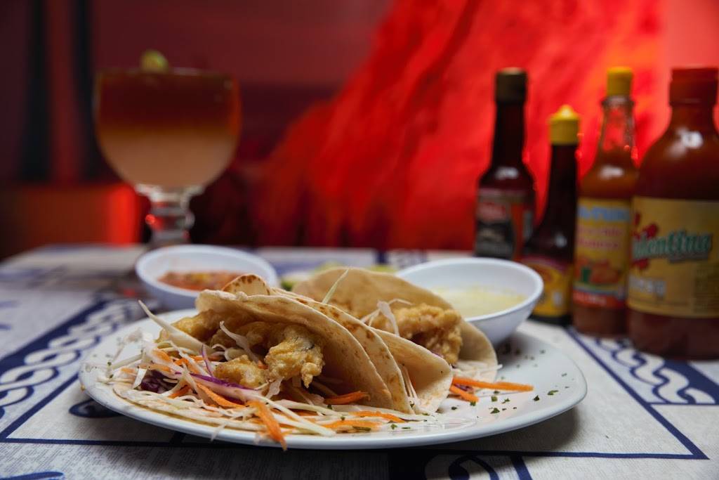 Surfos Restaurant & Snack Mexicano | restaurant | 4040 Gage Ave, Bell, CA 90201, USA | 3233889062 OR +1 323-388-9062