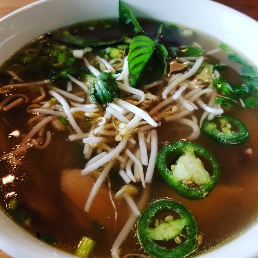 Pholicious | restaurant | 4521 Kingwood Dr ste 240, Kingwood, TX 77345, USA | 2819135419 OR +1 281-913-5419