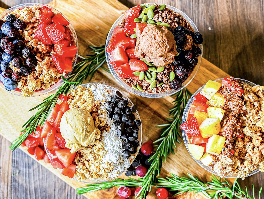 BARE Blends | restaurant | 1475 Western Ave, Albany, NY 12203, USA | 5186507094 OR +1 518-650-7094