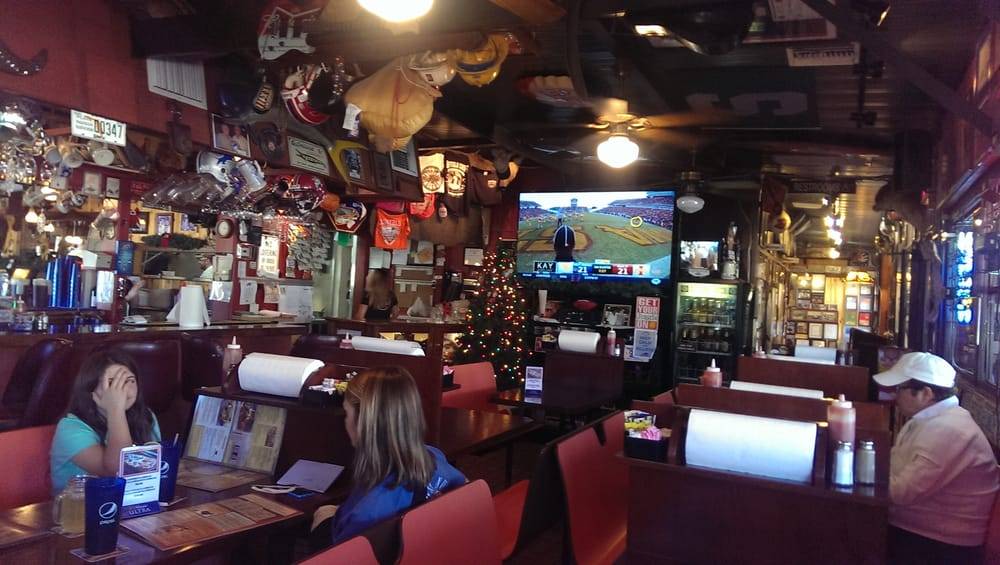 Buffalo Chips Restaurant | restaurant | 26620 Old 41 Rd, Bonita Springs, FL 34135, USA | 2399471000 OR +1 239-947-1000