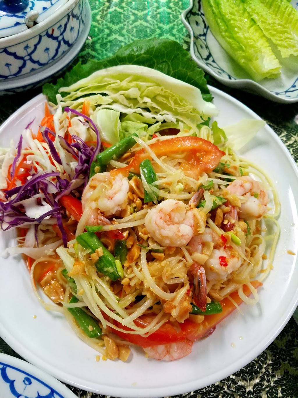 Real Thai Food | restaurant | 9522 Chapman Ave, Garden Grove, CA 92841, USA | 7145915572 OR +1 714-591-5572