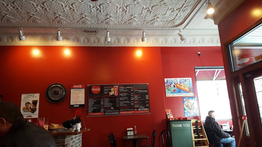 Kentro Gyros | restaurant | 229 N Washington St, Green Bay, WI 54301, USA | 9208840990 OR +1 920-884-0990