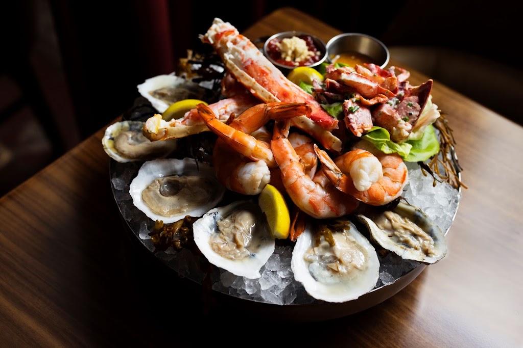 The Committee Chophouse | restaurant | 302 S 36th St, Omaha, NE 68131, USA | 4028109500 OR +1 402-810-9500