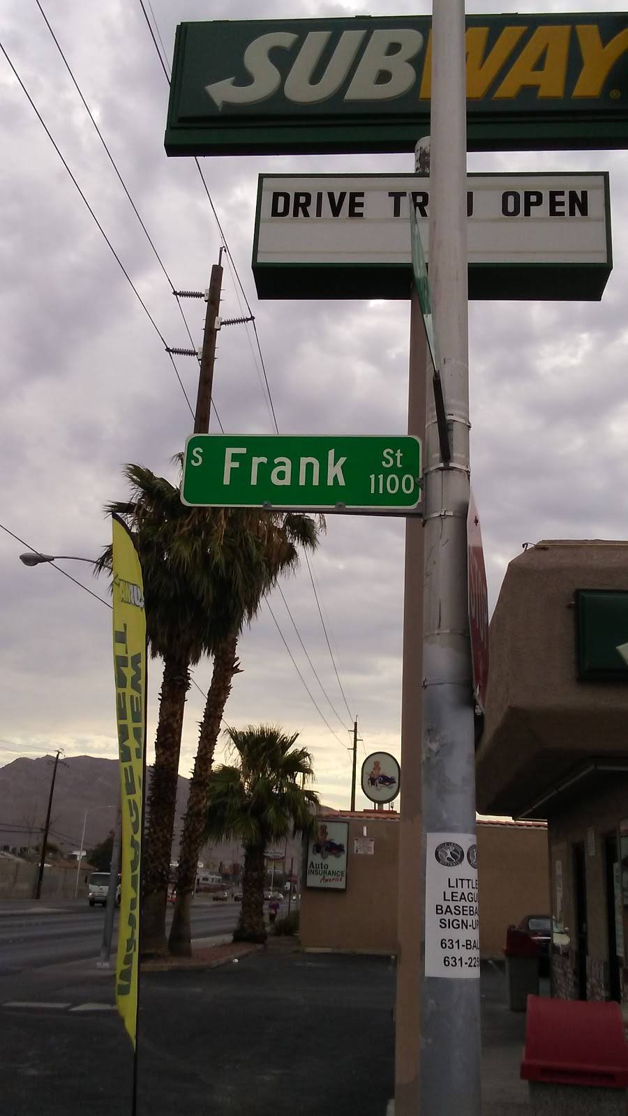 Subway | restaurant | 4915 E Charleston Blvd, Las Vegas, NV 89104, USA | 7023315245 OR +1 702-331-5245