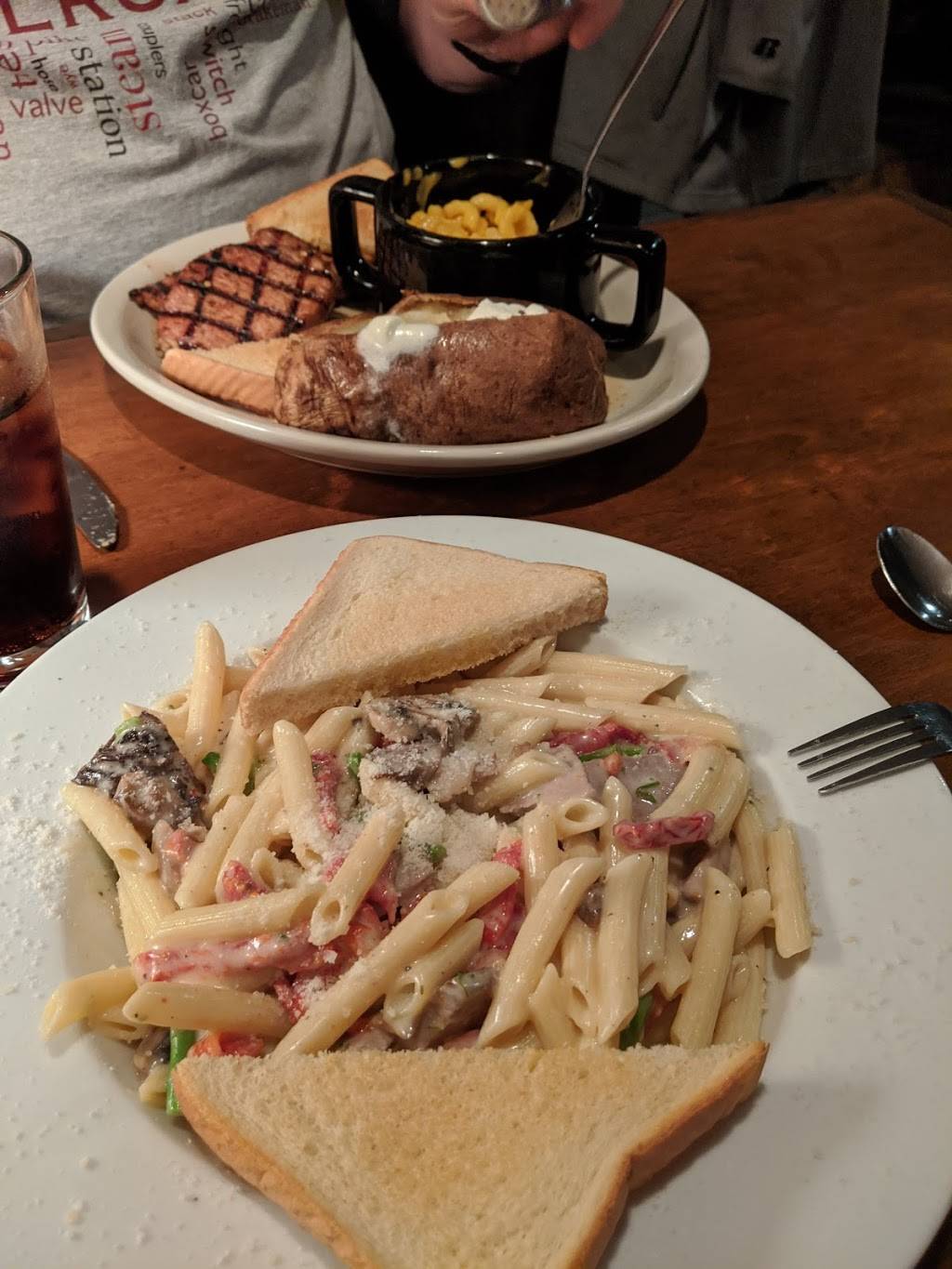 Greens Steakhouse | restaurant | 51 S Main St, Madisonville, KY 42431, USA | 2704522240 OR +1 270-452-2240