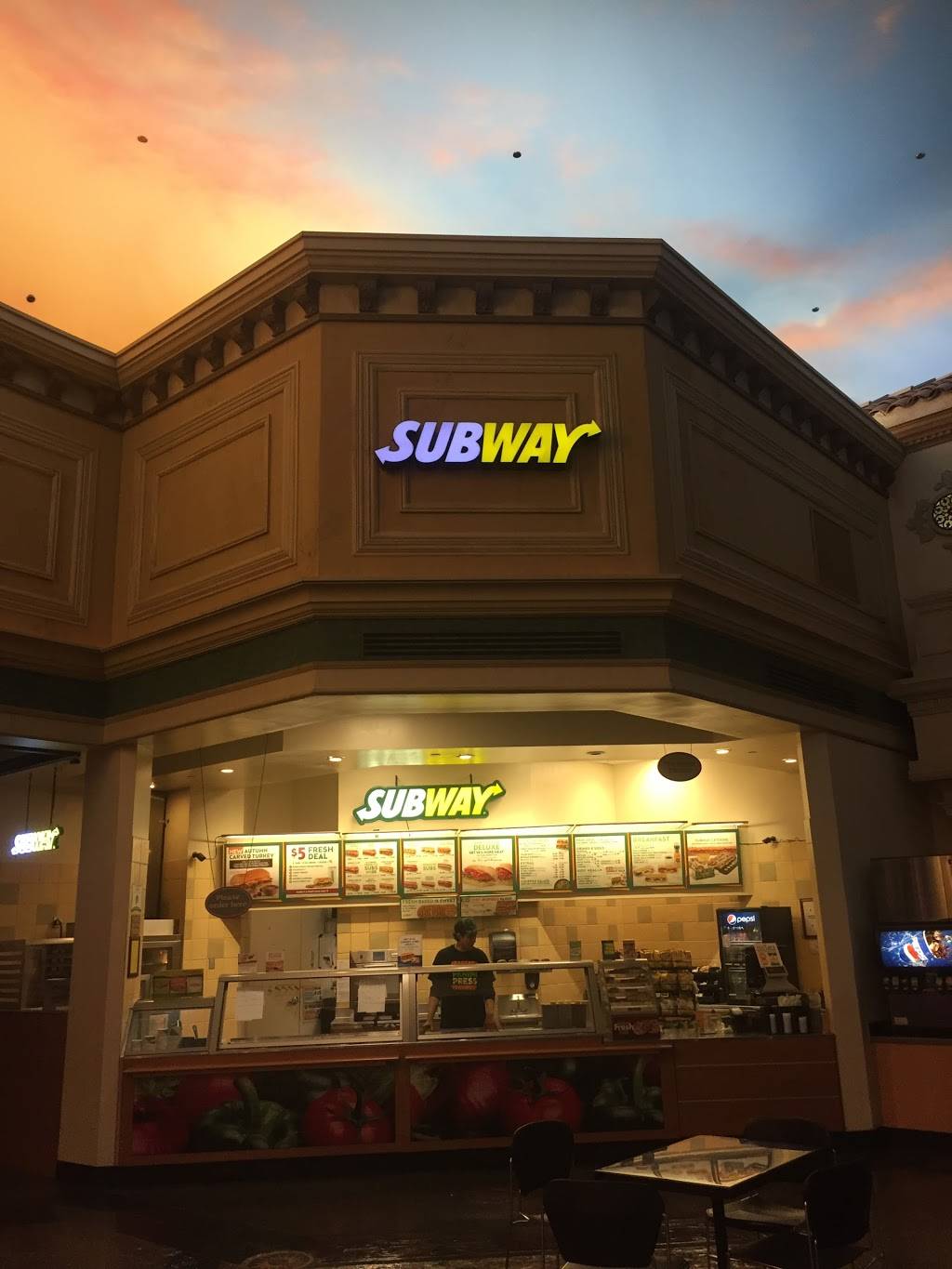Subway | restaurant | 1301 W Sunset Rd, Henderson, NV 89014, USA | 7025470326 OR +1 702-547-0326