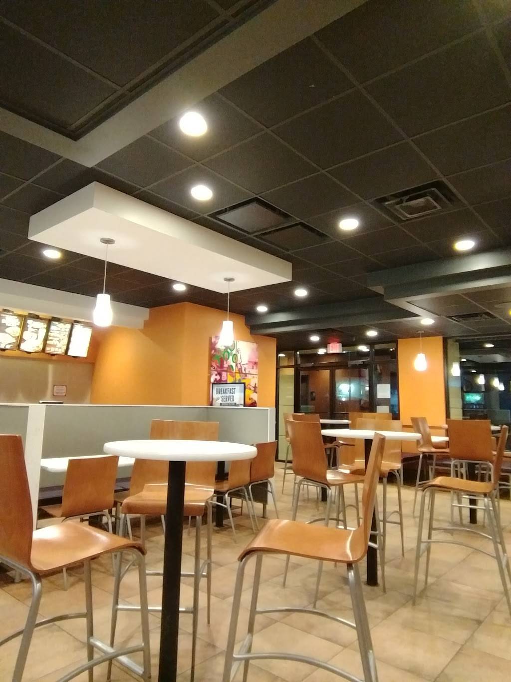 Taco Bell | meal takeaway | 730 W Liberty St SE W, Hubbard, OH 44425, USA | 3305348226 OR +1 330-534-8226