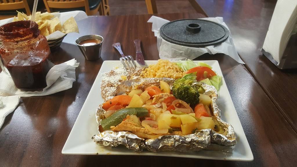 El Rey Del Marisco | restaurant | 501 N Harbor Blvd # E, Santa Ana, CA 92703, USA | 7145542193 OR +1 714-554-2193