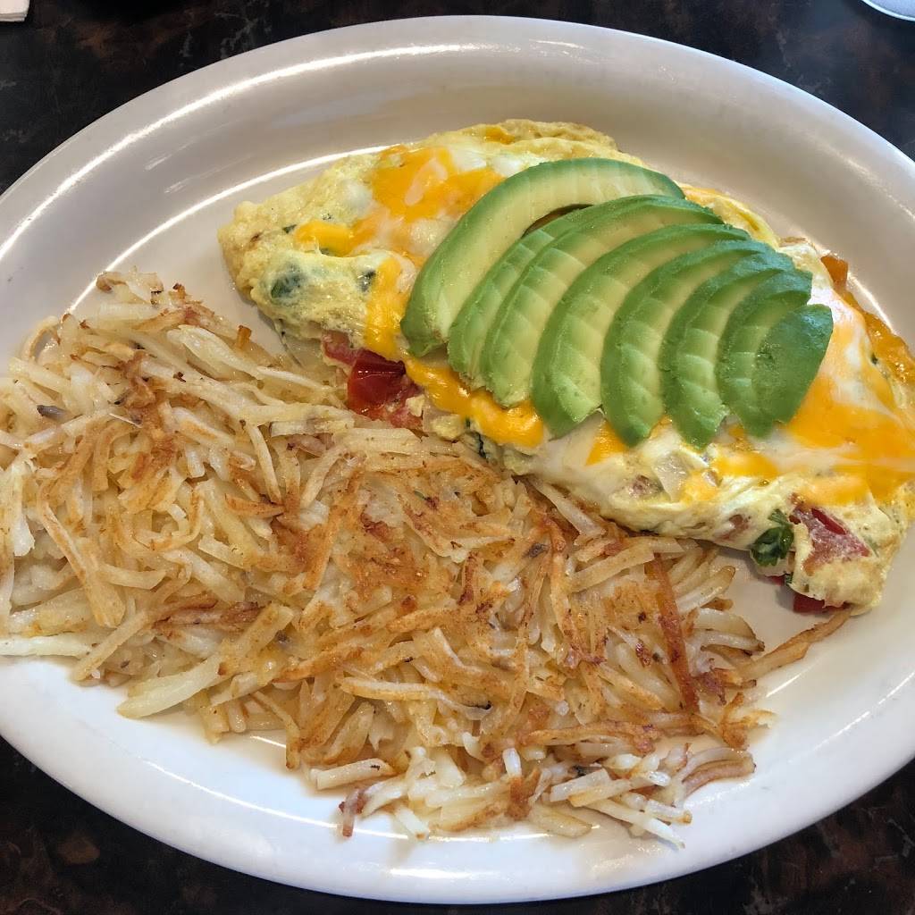 El Valiente Mexican Grill | restaurant | 1319 N Grand Ave, Covina, CA 91724, USA | 6263322990 OR +1 626-332-2990